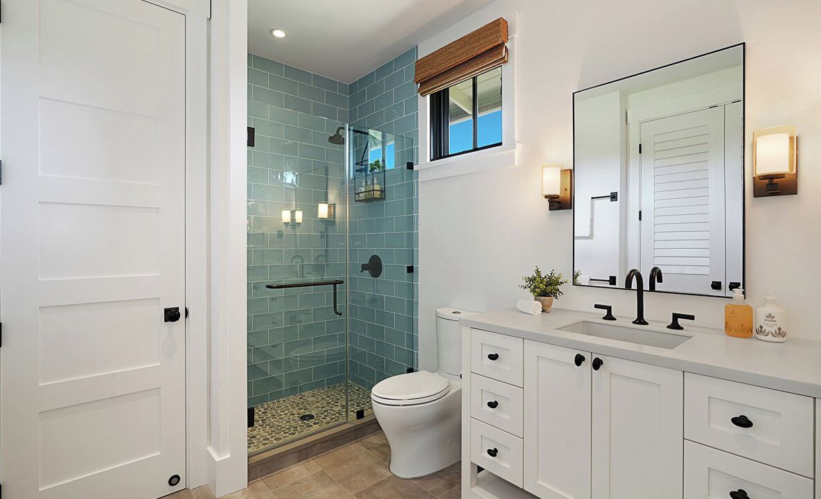Photo of Bathroom in Poipu
