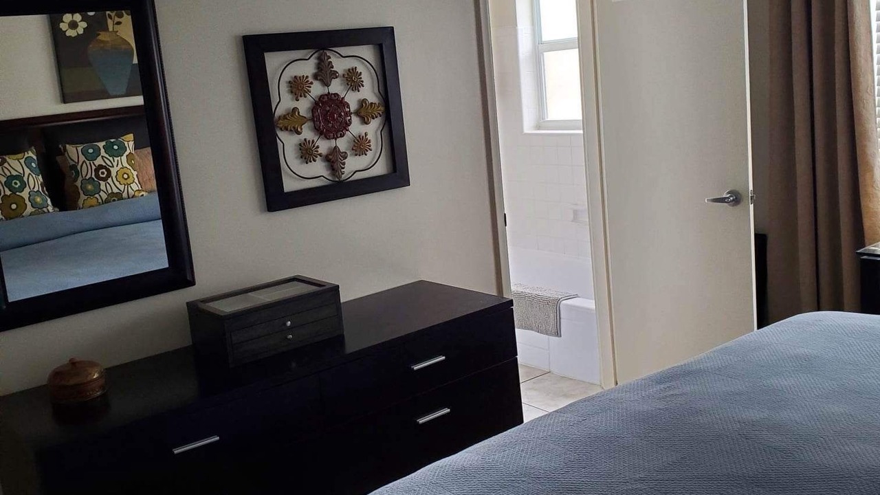 Photo of Bedroom in Harbor Village