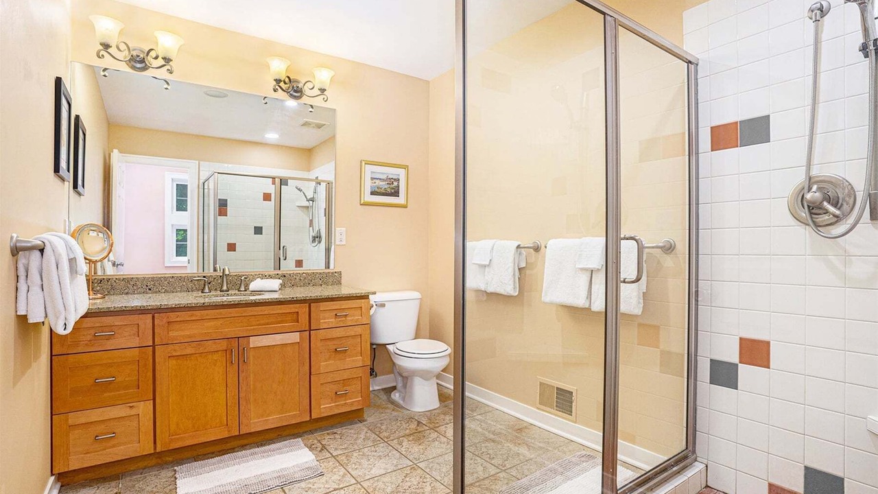 Photo of Bathroom in Douglas