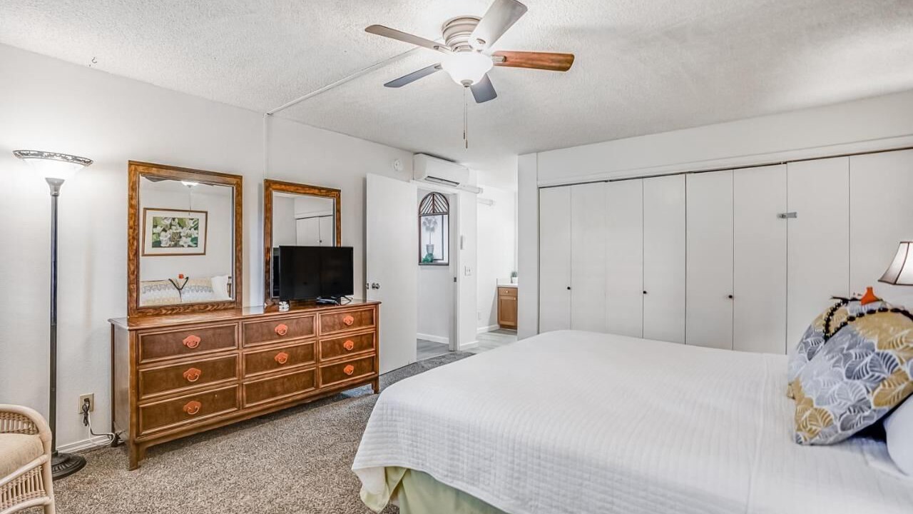 Photo of Bedroom in Wailua