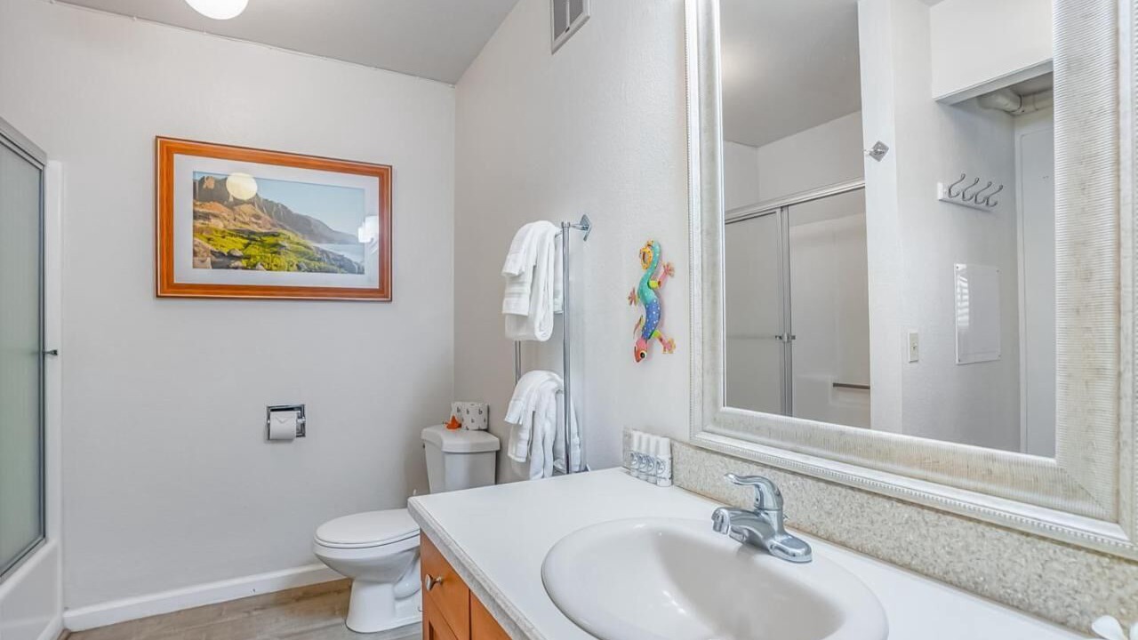 Photo of Bathroom in Wailua