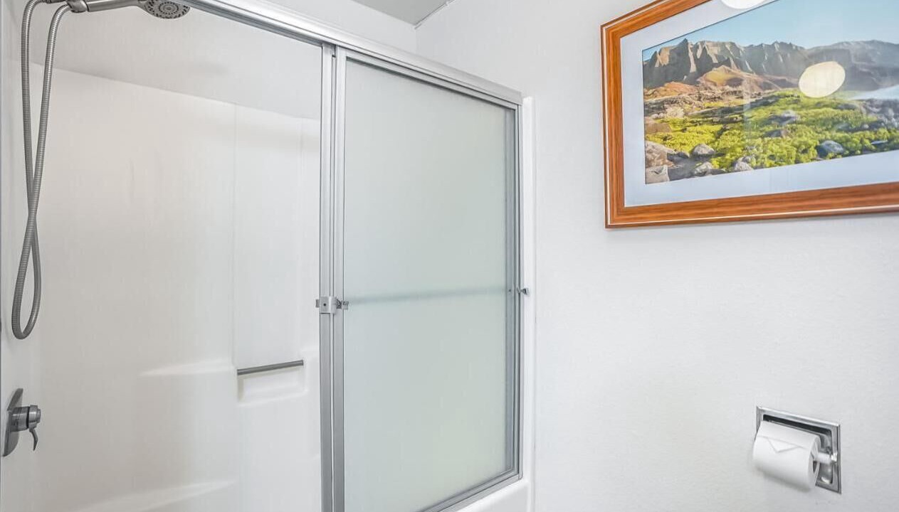 Photo of Bathroom in Wailua