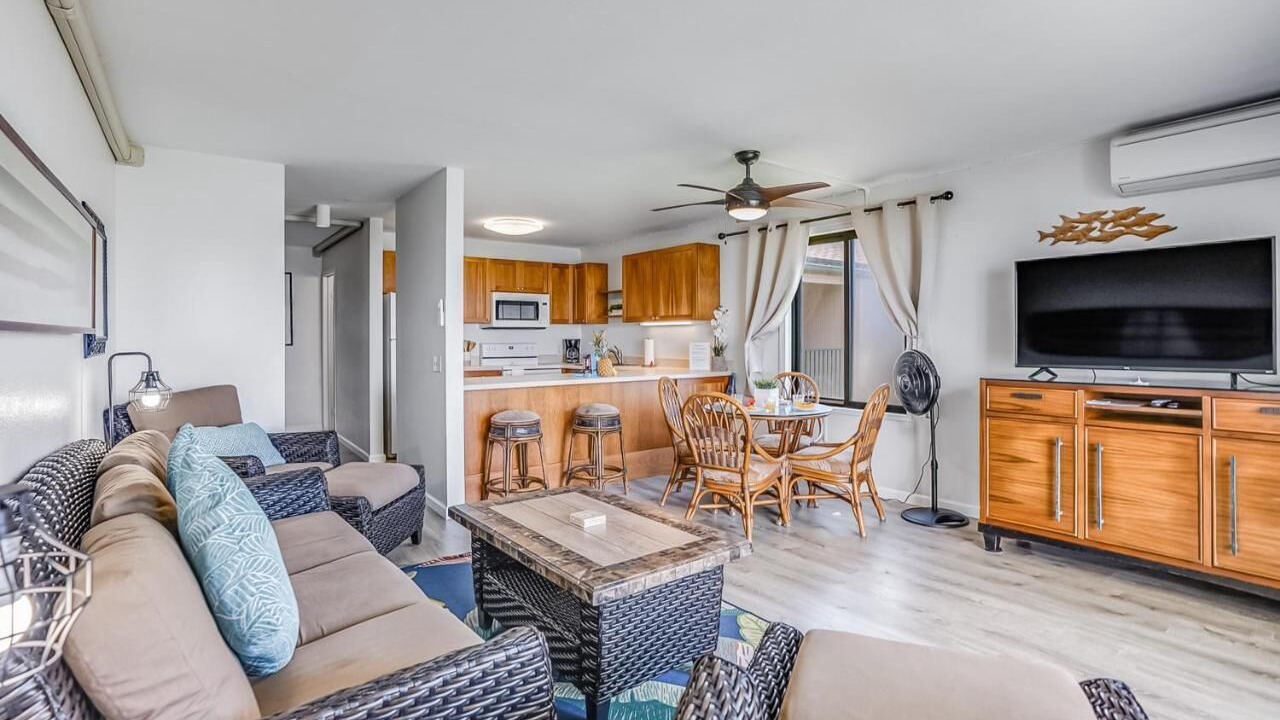 Photo of Livingroom in Wailua