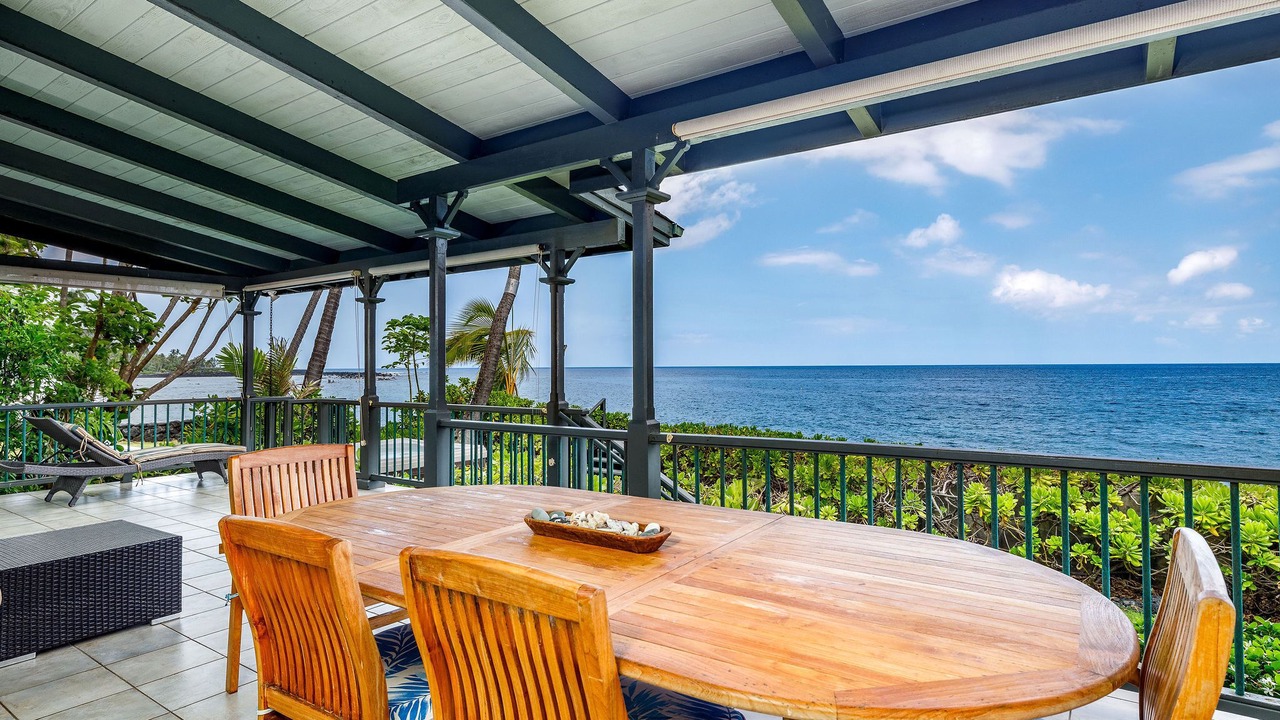 Photo of Outdoor in Kahaluu Bay