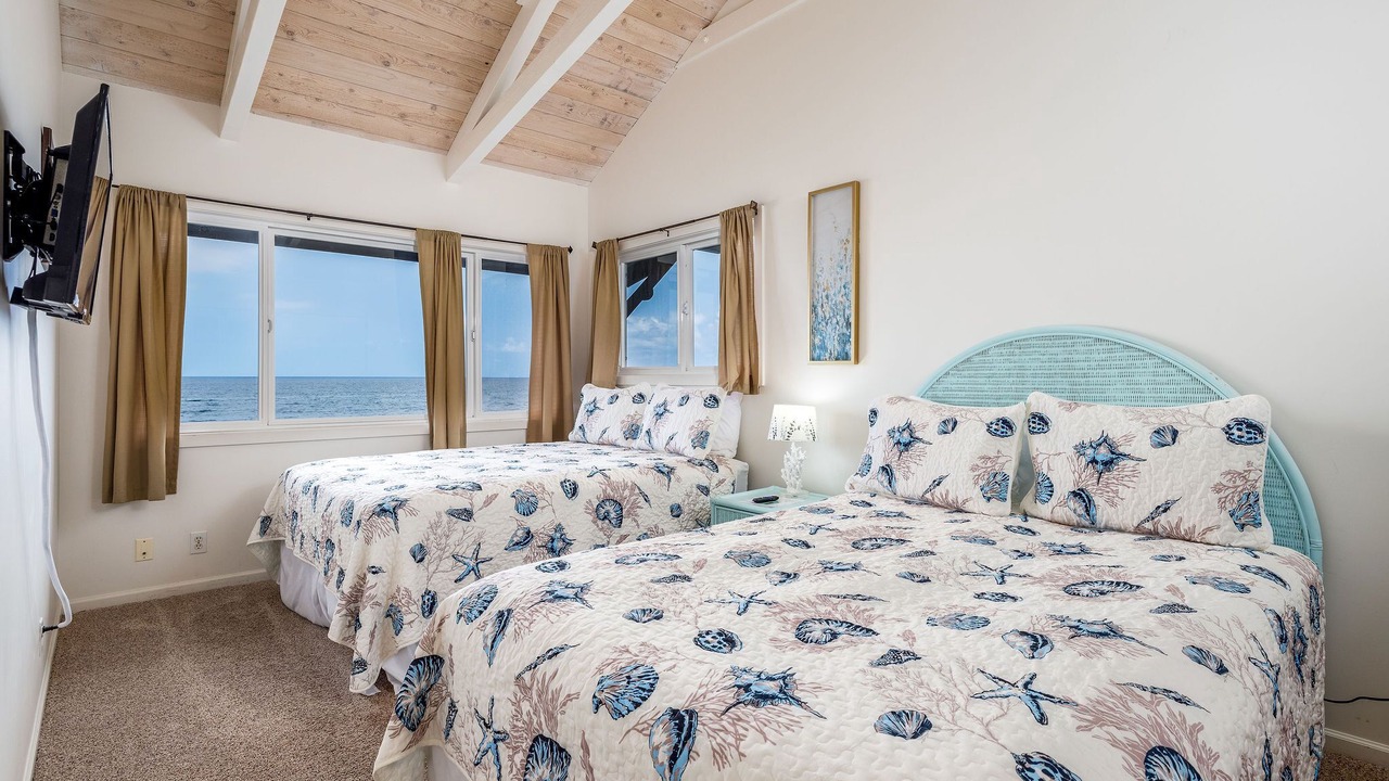 Photo of Bedroom in Kahaluu Bay