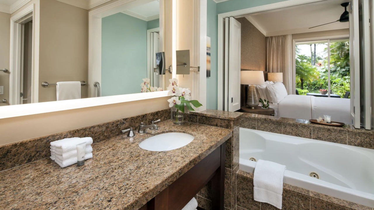 Photo of Bathroom in Kaiulani