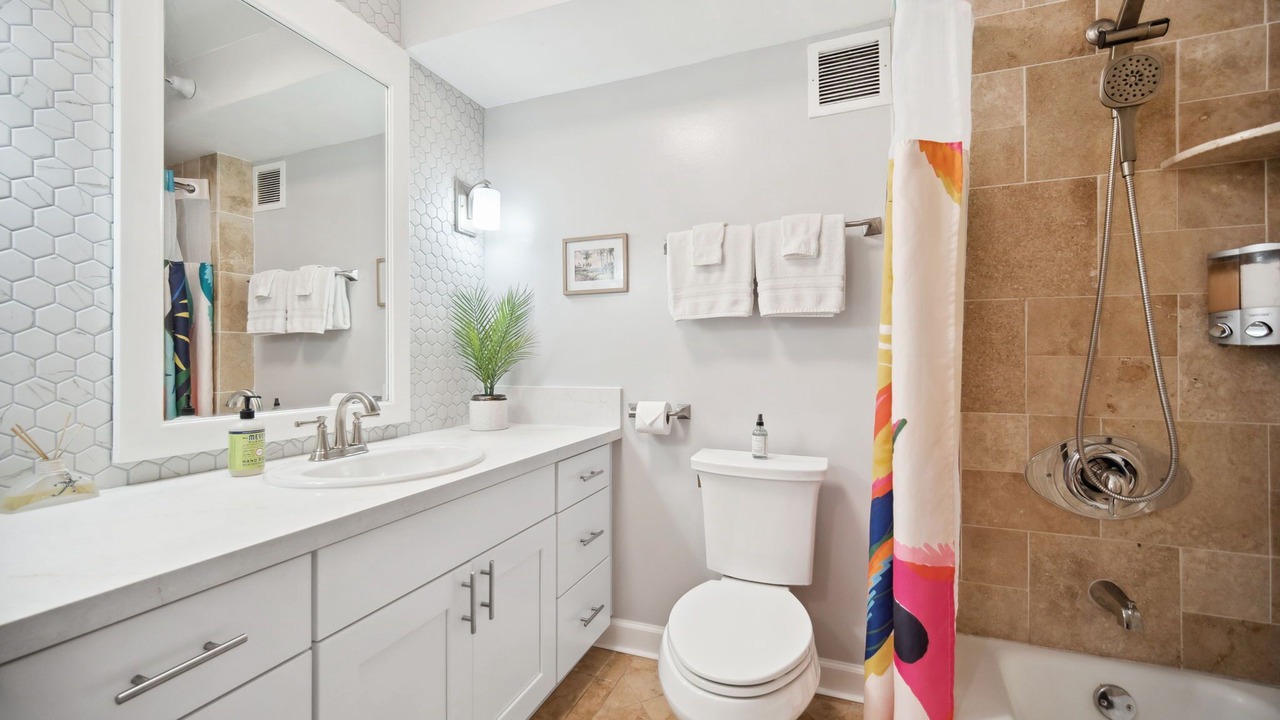 Photo of Bathroom in Hanamaulu