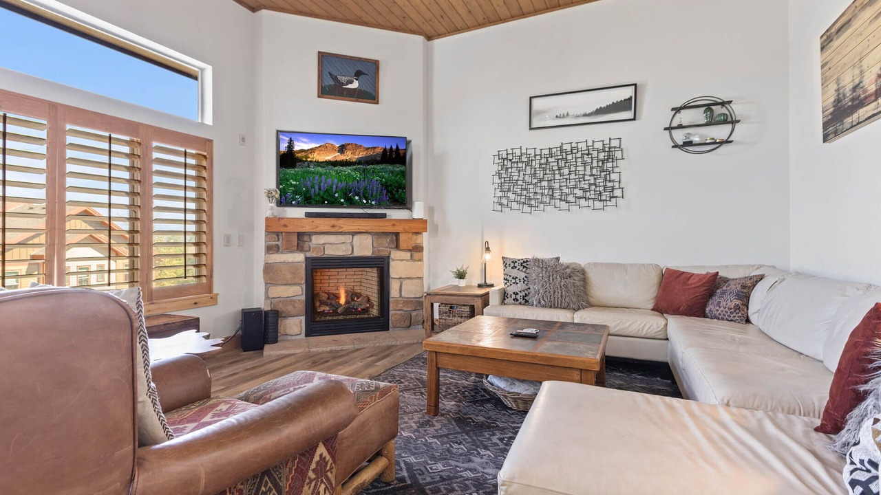 Photo of Livingroom in Bear Hollow Village