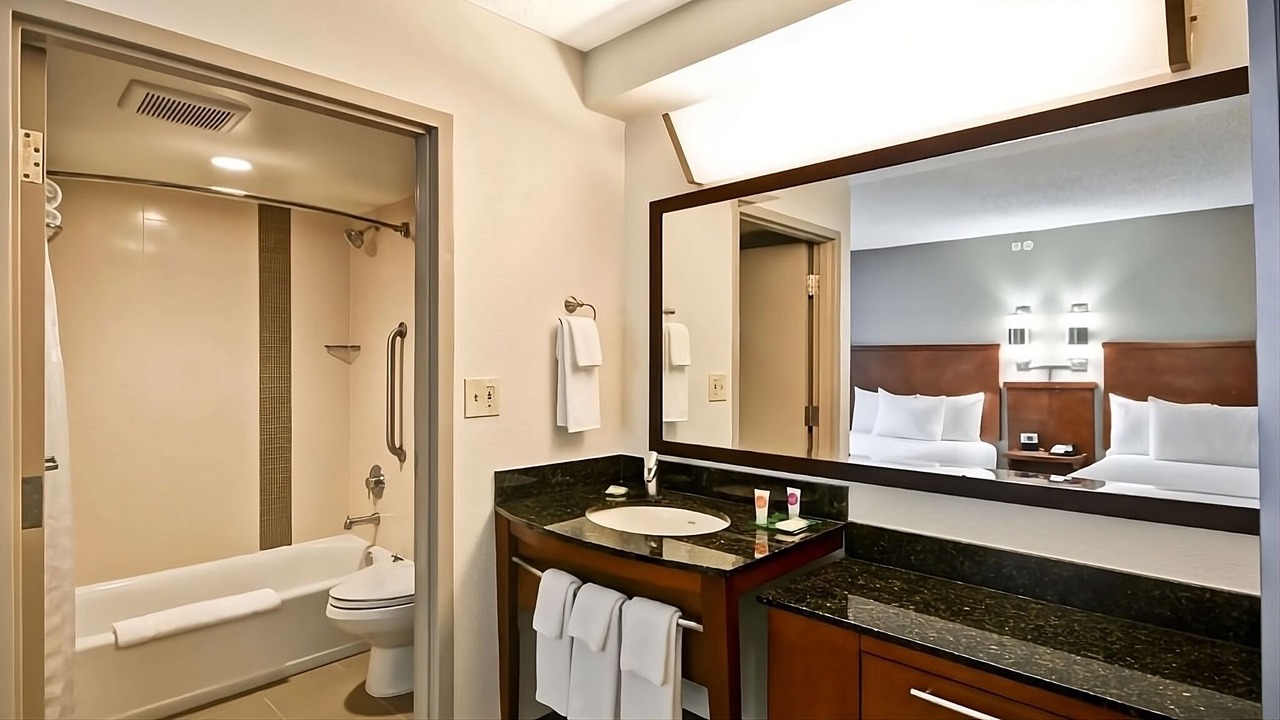 Photo of Bathroom in Gwinnett Place