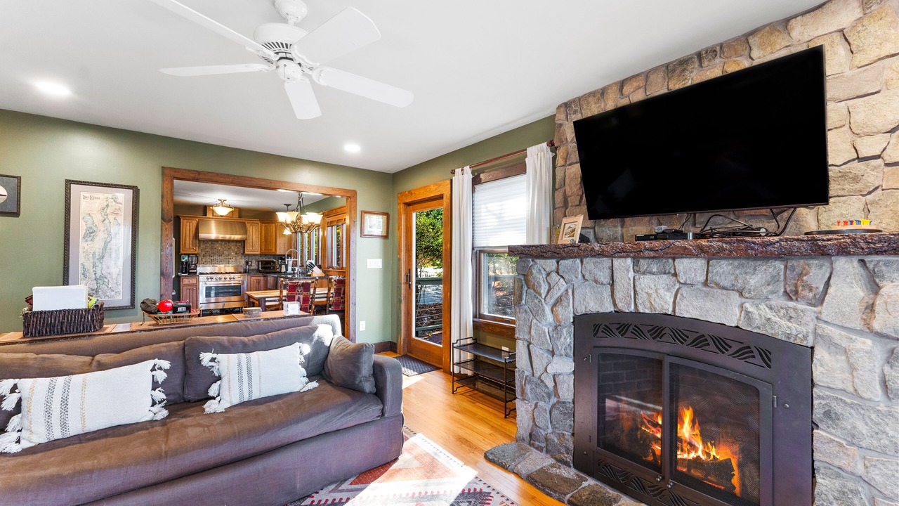 Photo of Livingroom in Warren County