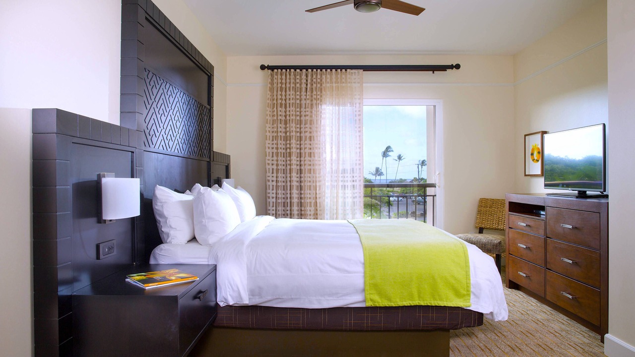 Photo of Bedroom in Poipu