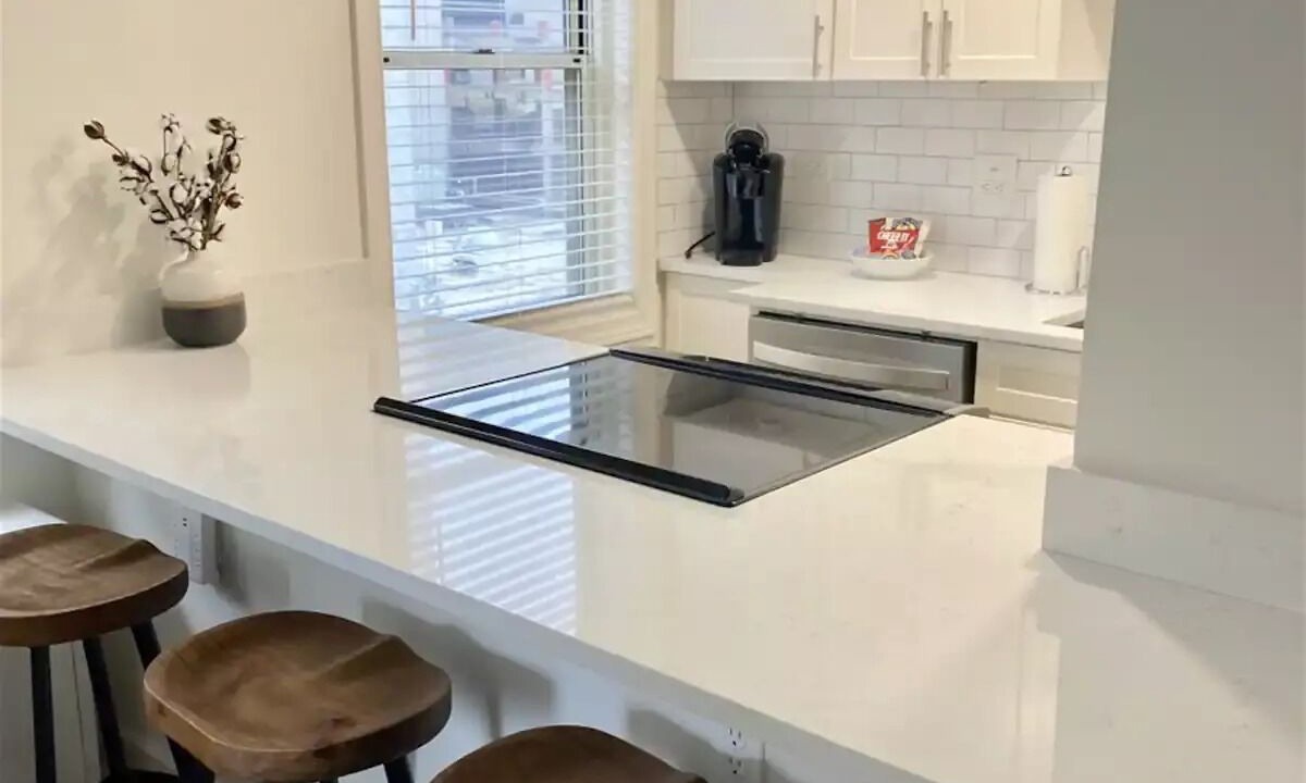 Photo of Kitchen in Peachtree Center