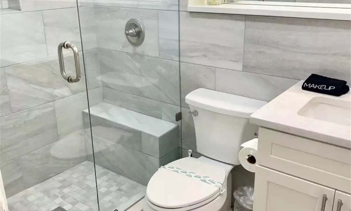 Photo of Bathroom in Peachtree Center