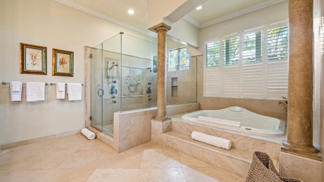 Photo of Bathroom in Kahala