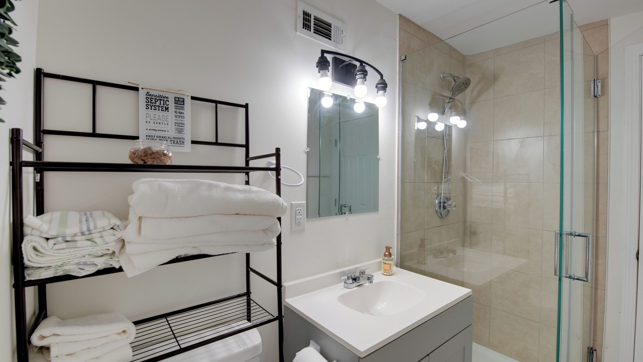 Photo of Bathroom in Sandtown
