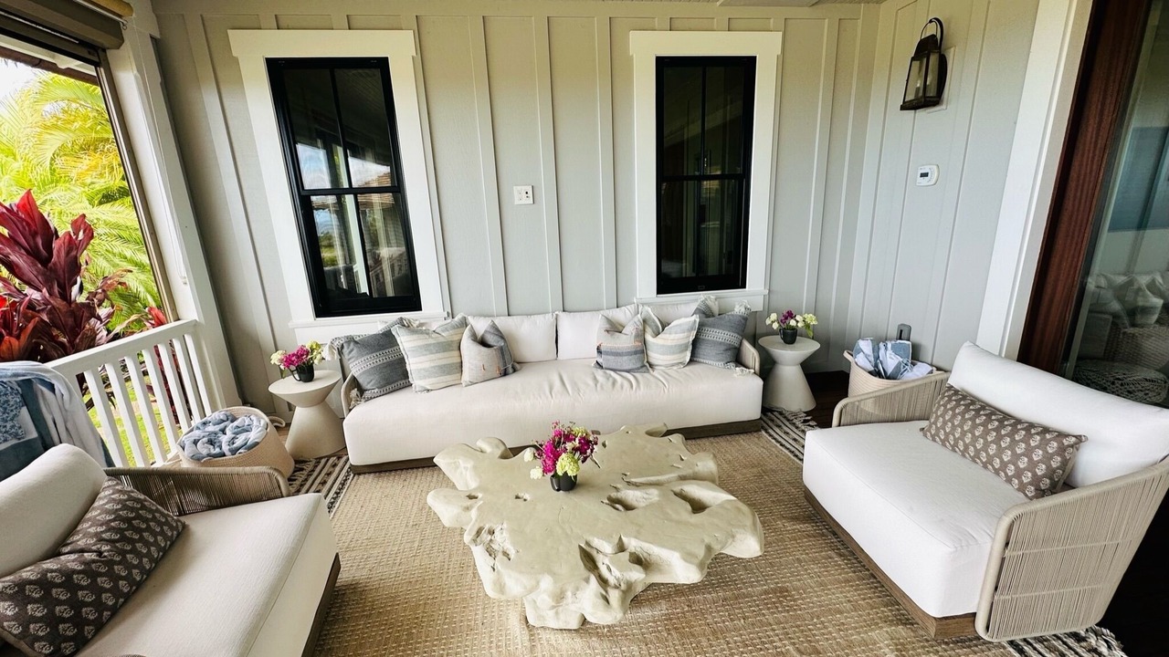 Photo of Livingroom in Poipu