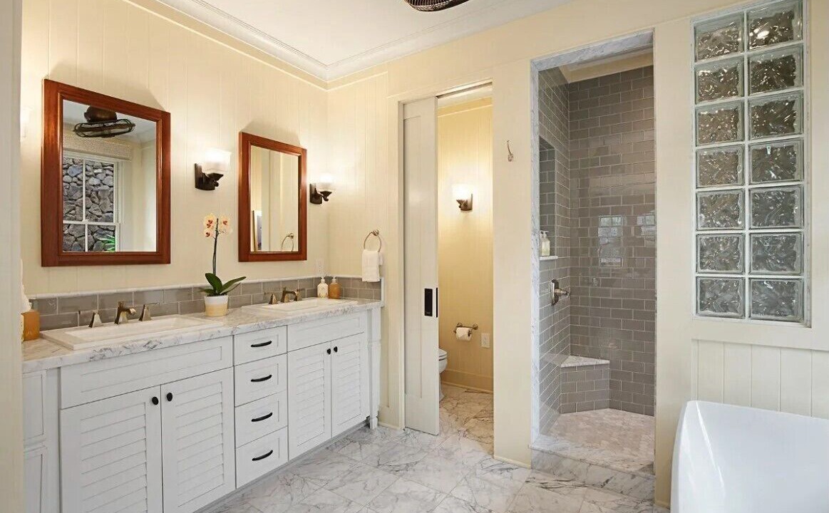Photo of Bathroom in Poipu