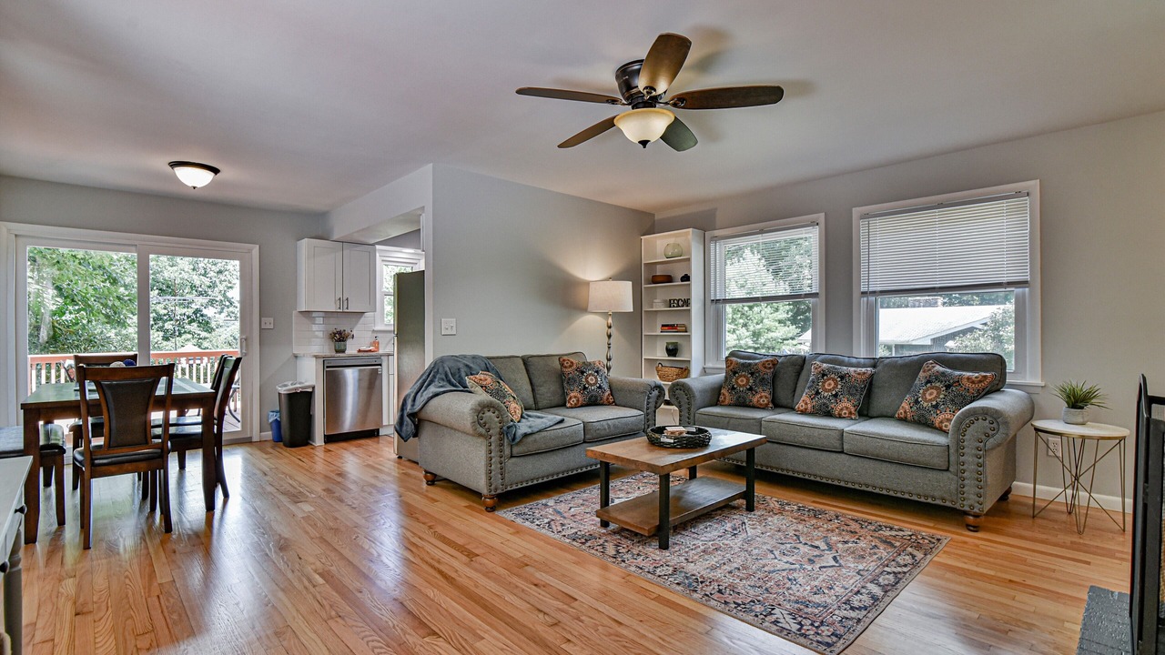 Photo of Bedroom in Weaverville