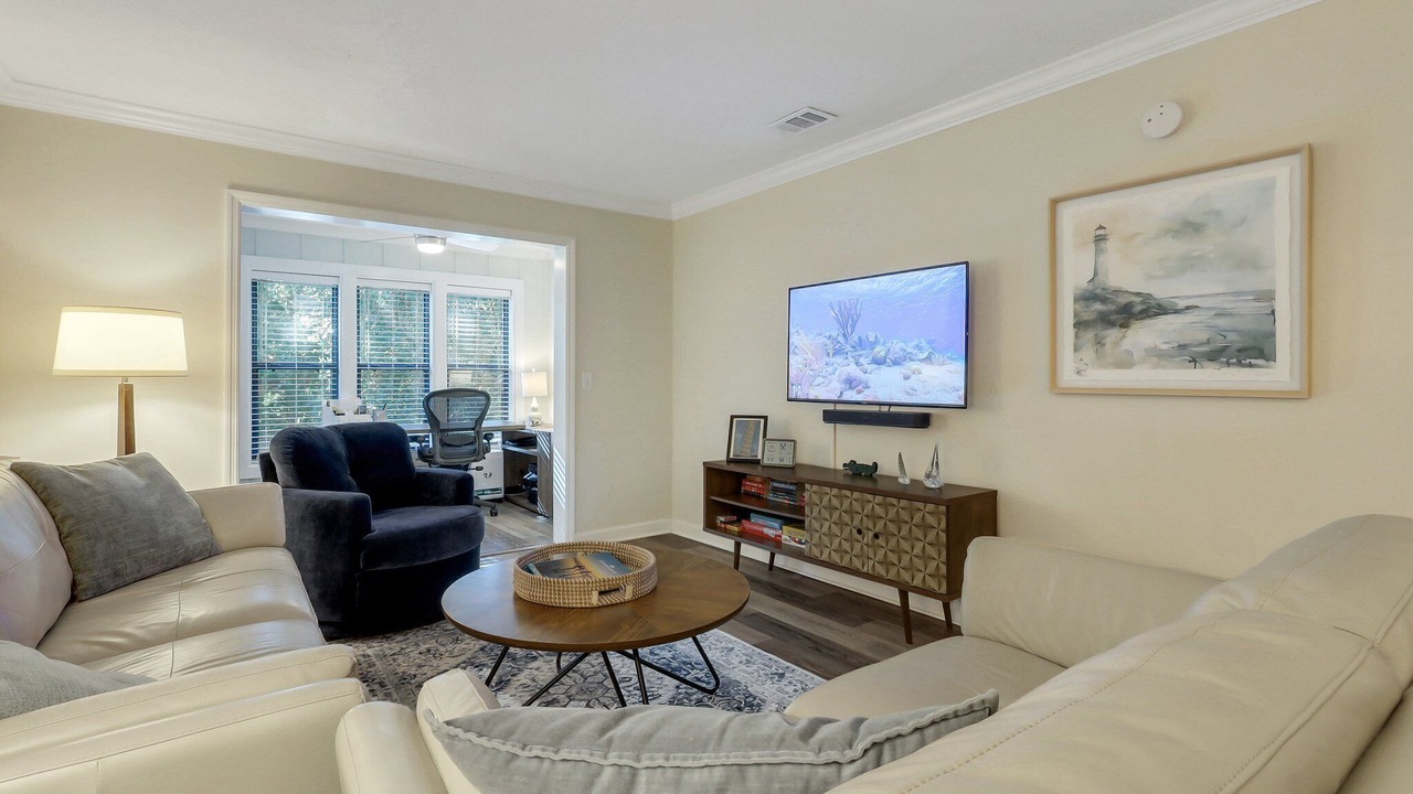 Photo of Livingroom in Saint Simons Heights