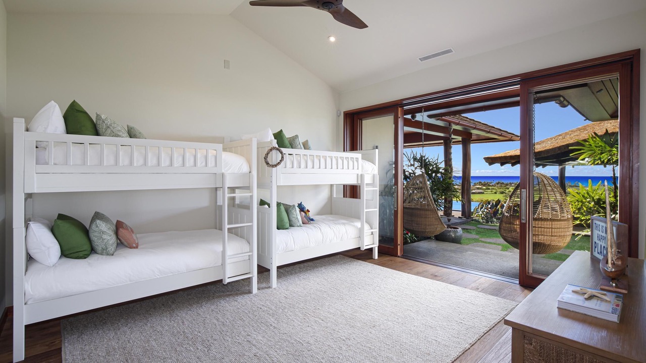 Photo of Bedroom in Poipu