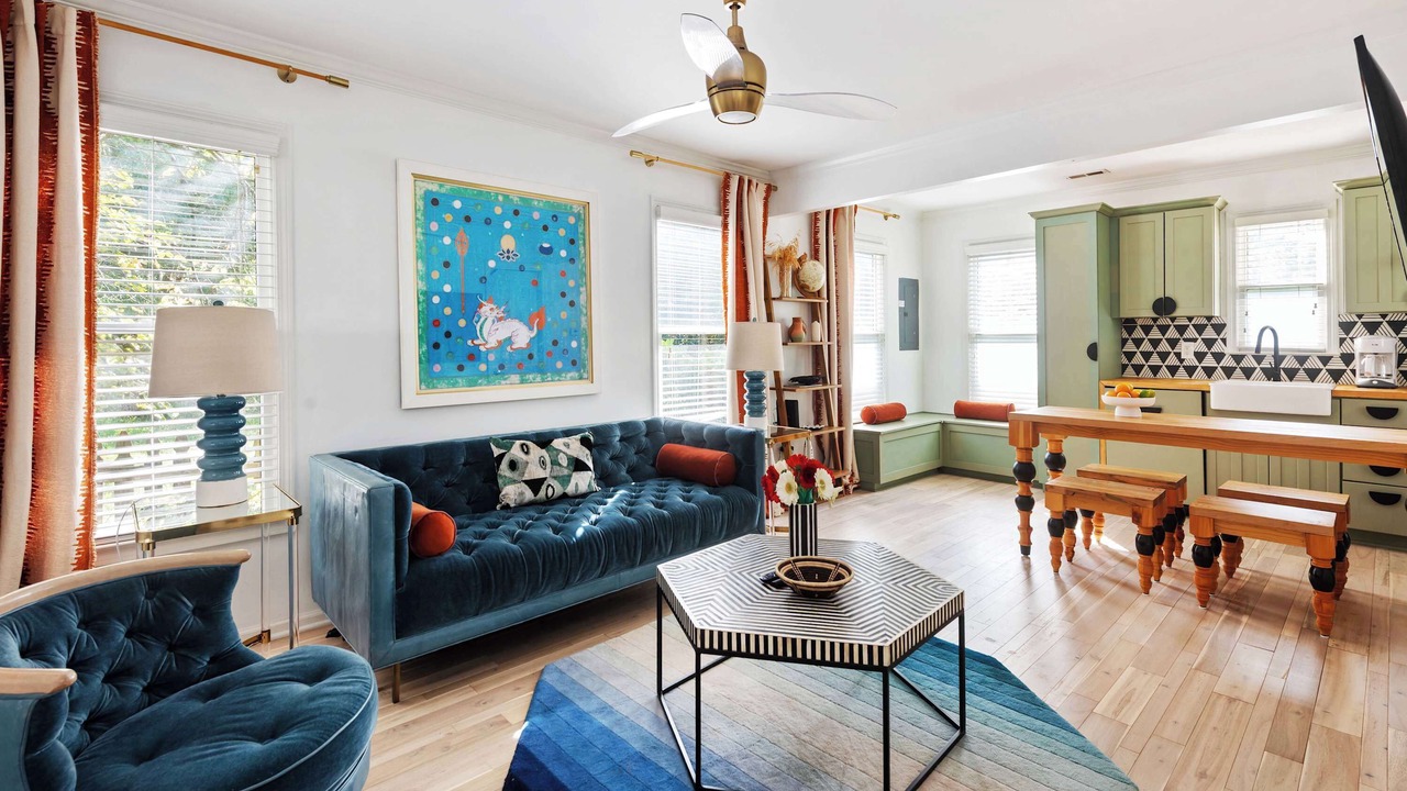 Photo of Livingroom in Inman Park