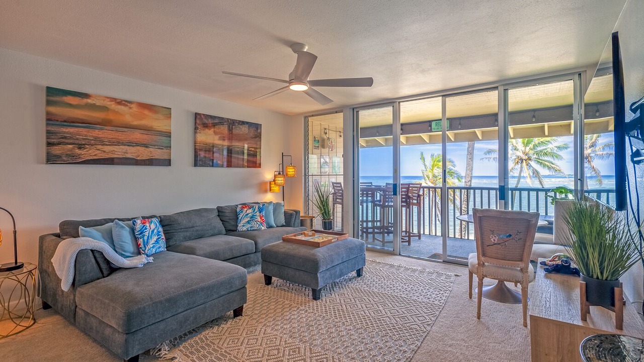 Photo of Livingroom in Wailua House Lots