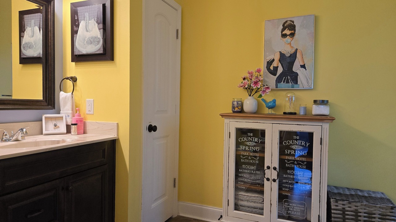 Photo of Bathroom in Hinesville