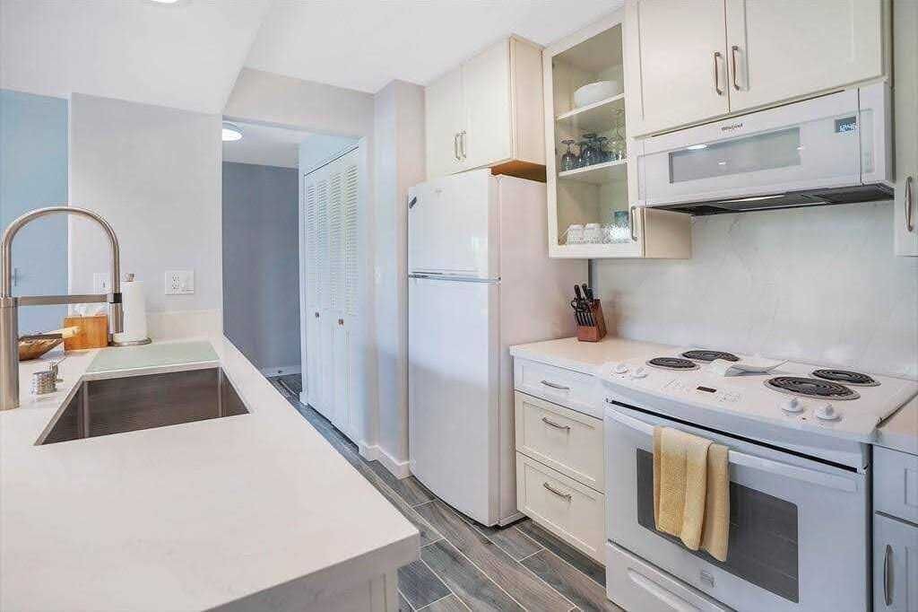Photo of Kitchen in Hanamaulu
