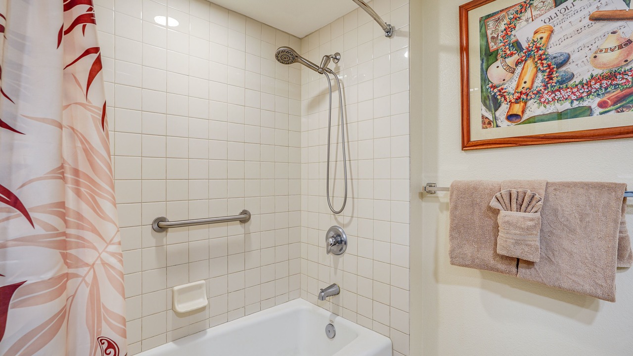 Photo of Bathroom in Wailua