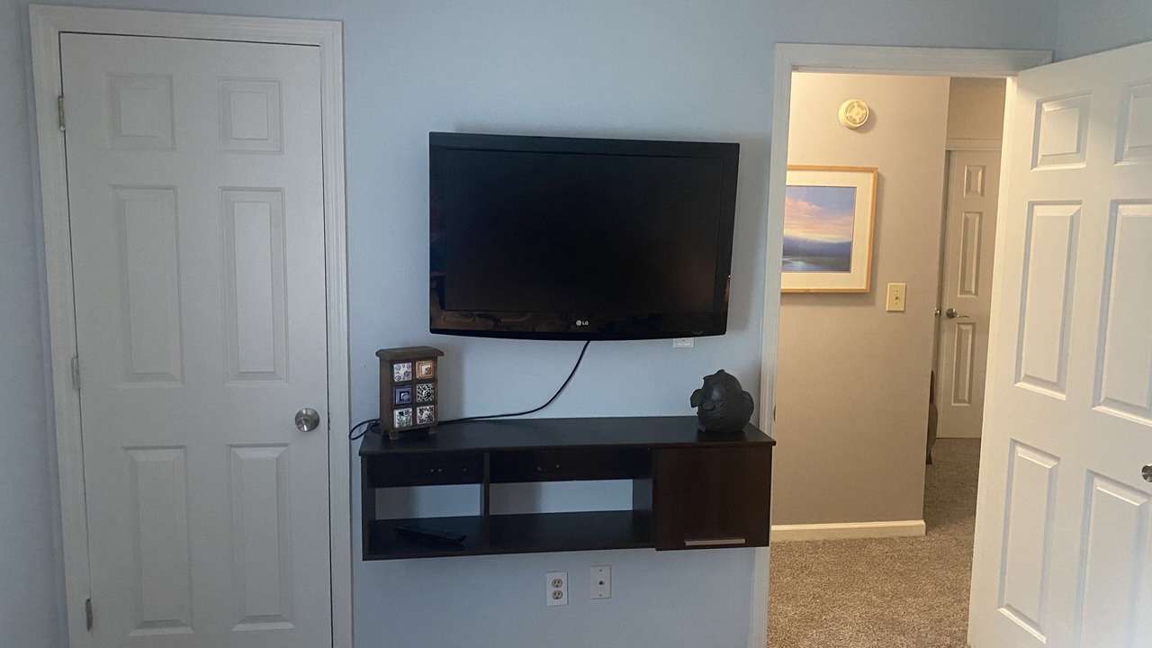 Photo of Bedroom in Town Center