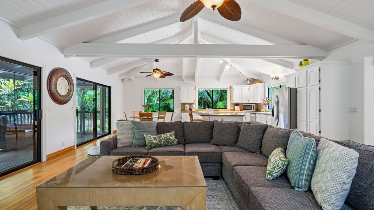Photo of Bedroom in Kalihiwai