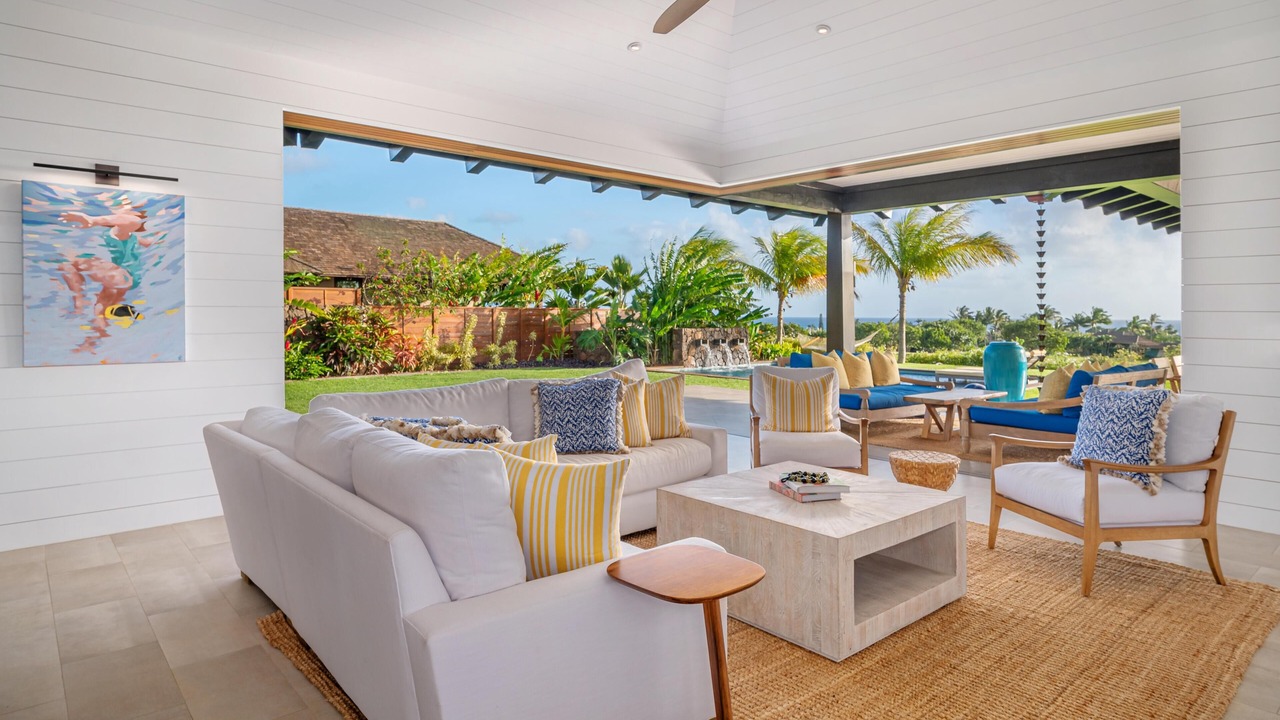 Photo of Livingroom in Poipu