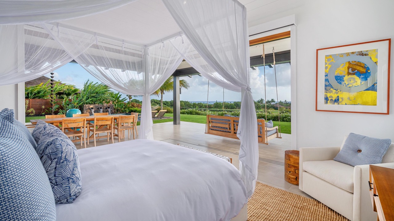 Photo of Bedroom in Poipu
