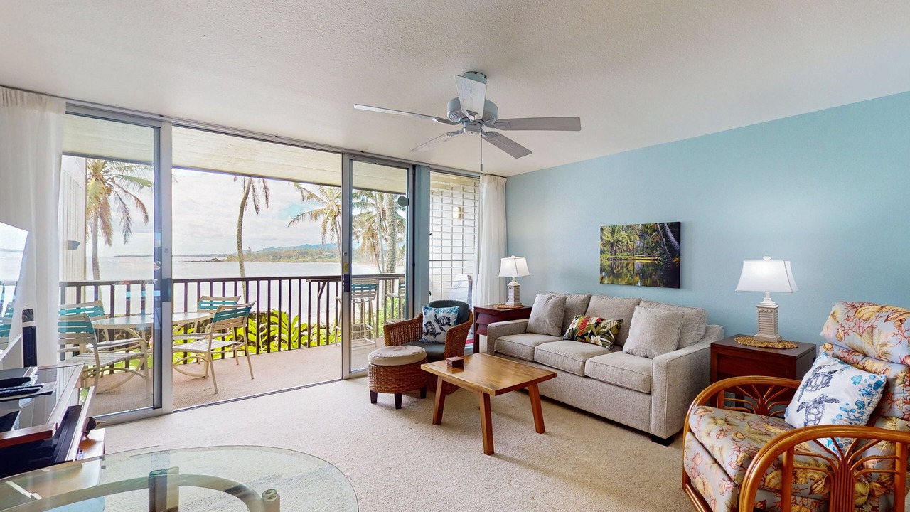 Photo of Livingroom in Wailua House Lots