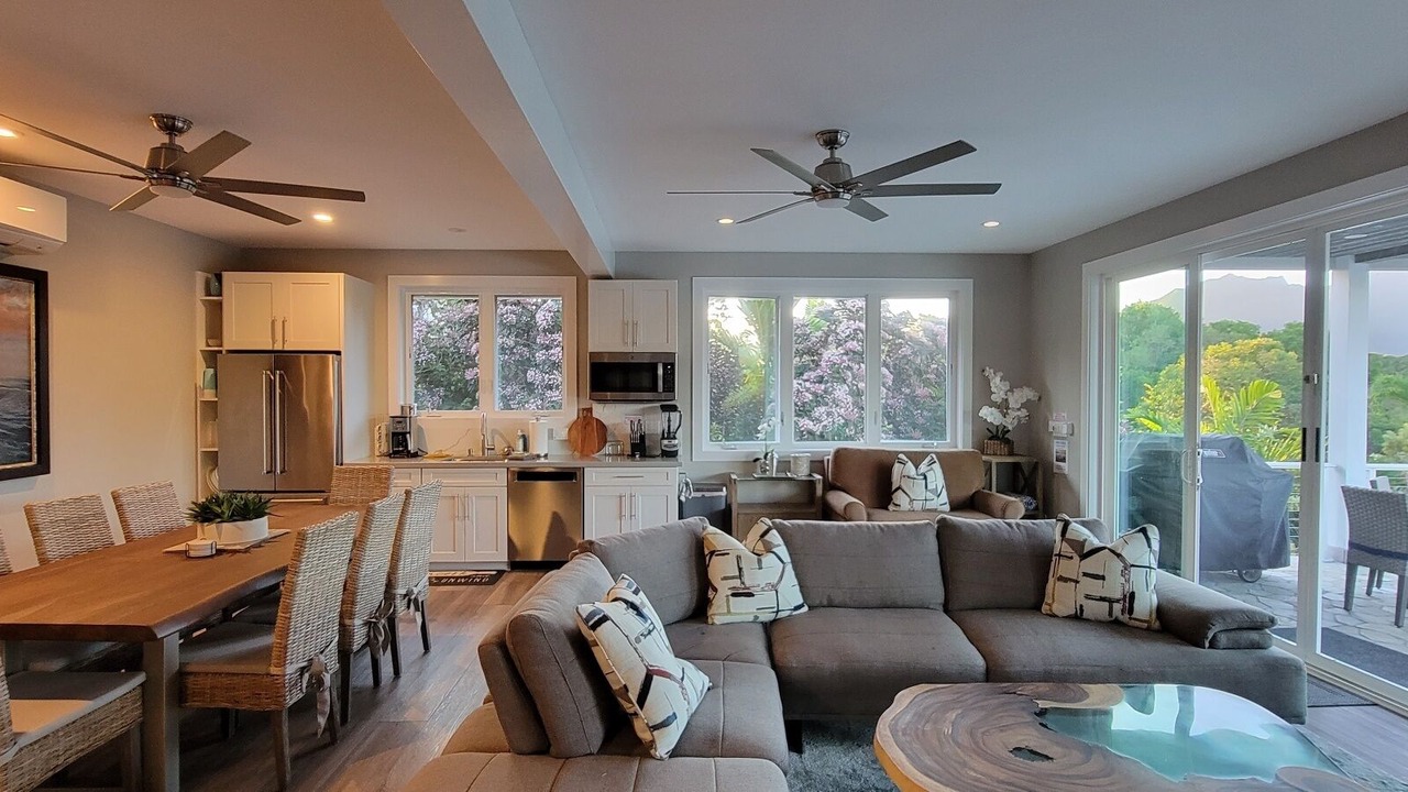 Photo of Livingroom in Princeville