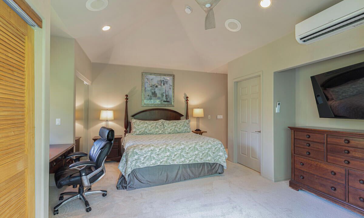 Photo of Bedroom in Wainiha