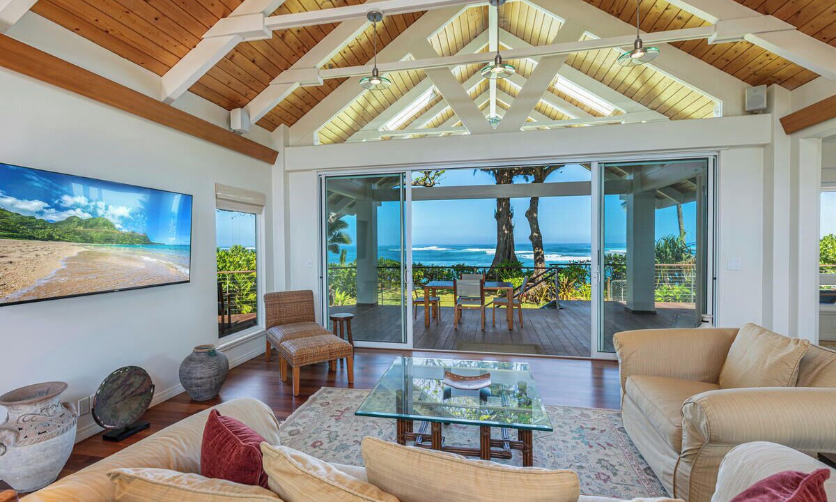 Photo of Livingroom in Wainiha
