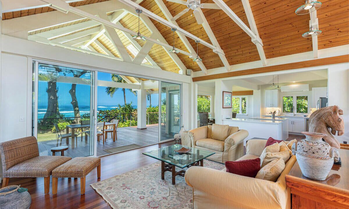 Photo of Livingroom in Wainiha