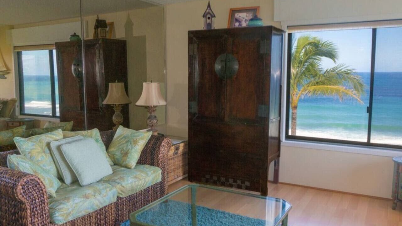 Photo of Livingroom in Princeville