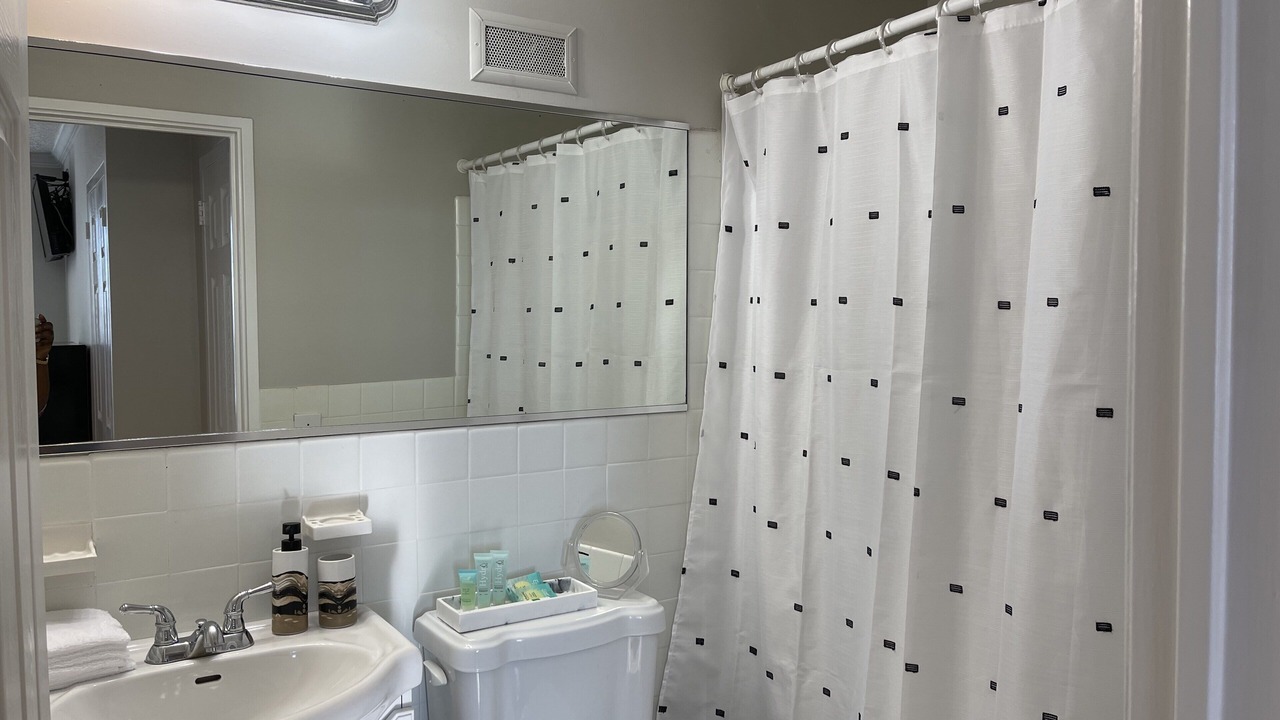 Photo of Bathroom in Downtown Atlanta