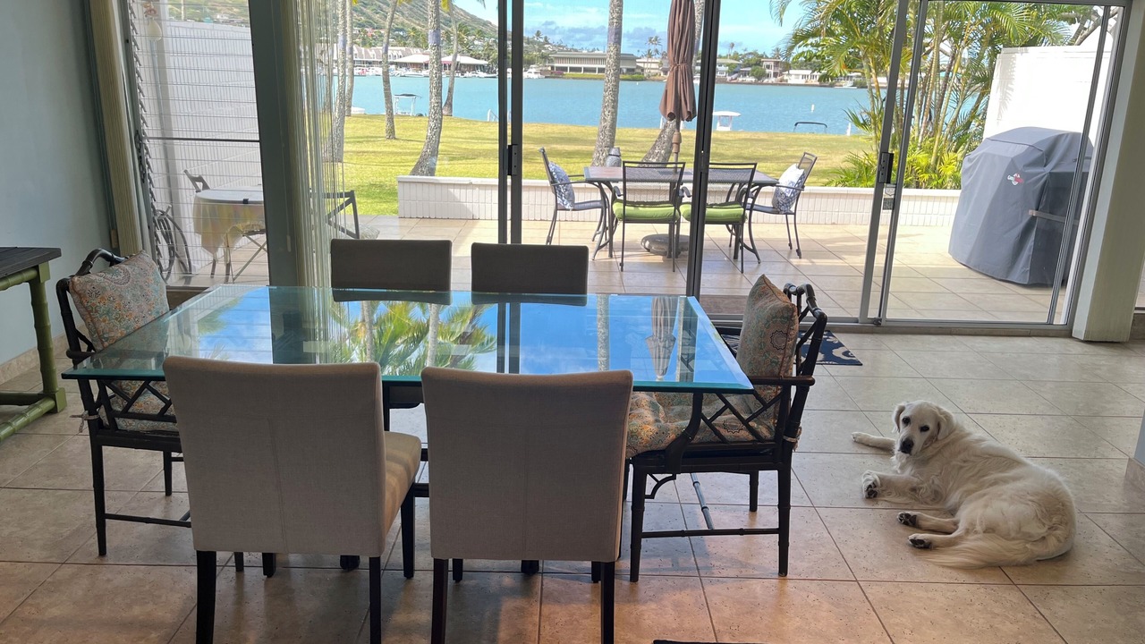 Photo of Bedroom in Portlock