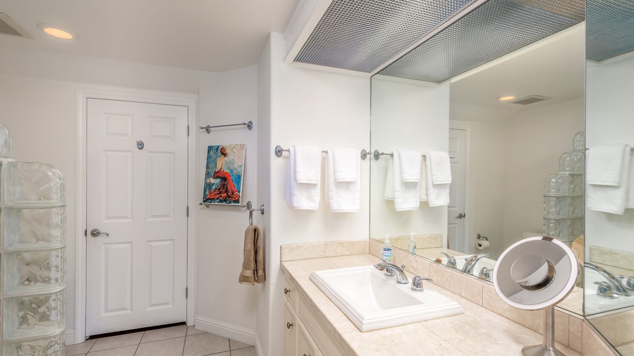 Photo of Bathroom in Princeville