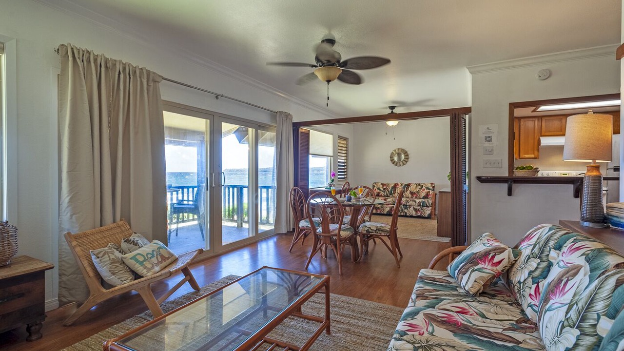 Photo of Livingroom in Wainiha