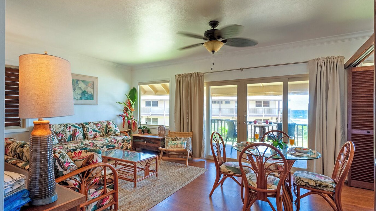 Photo of Livingroom in Wainiha