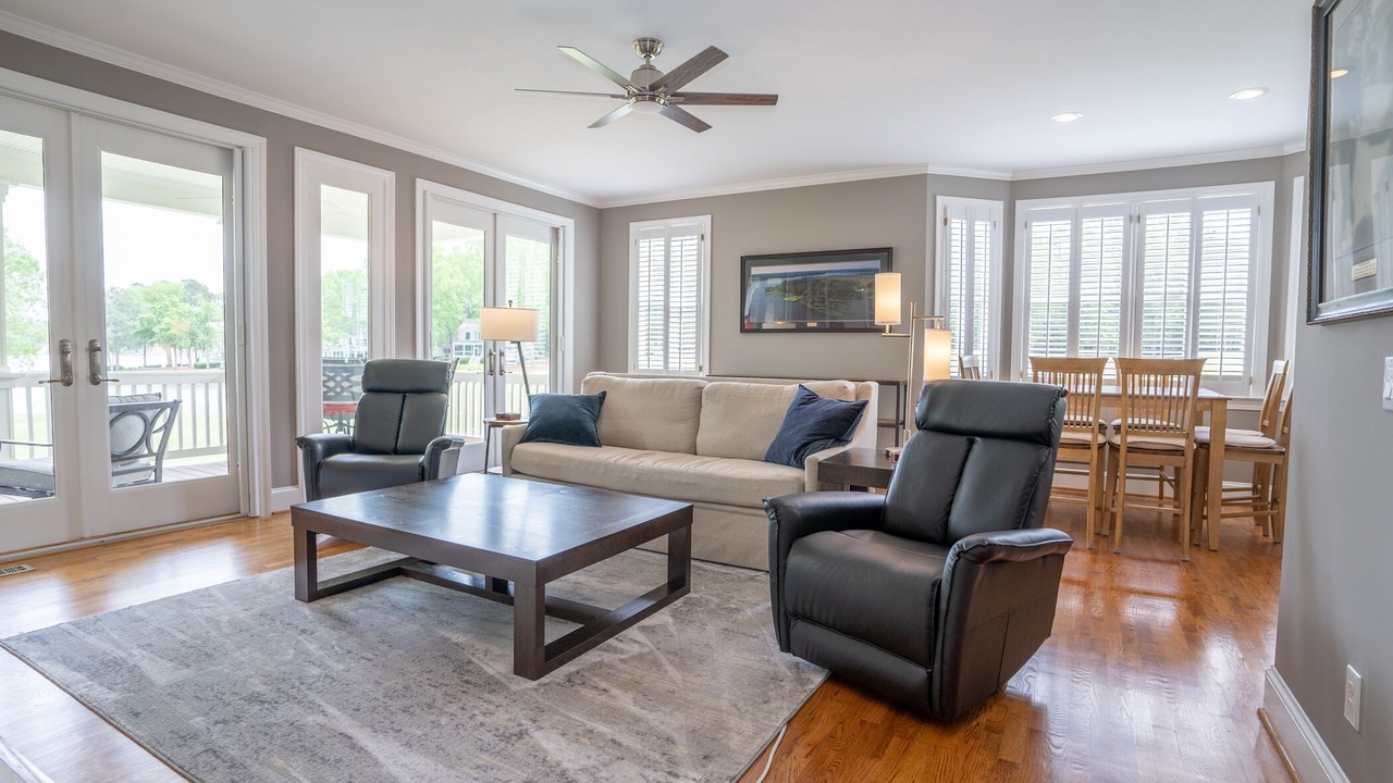 Photo of Livingroom in Eatonton