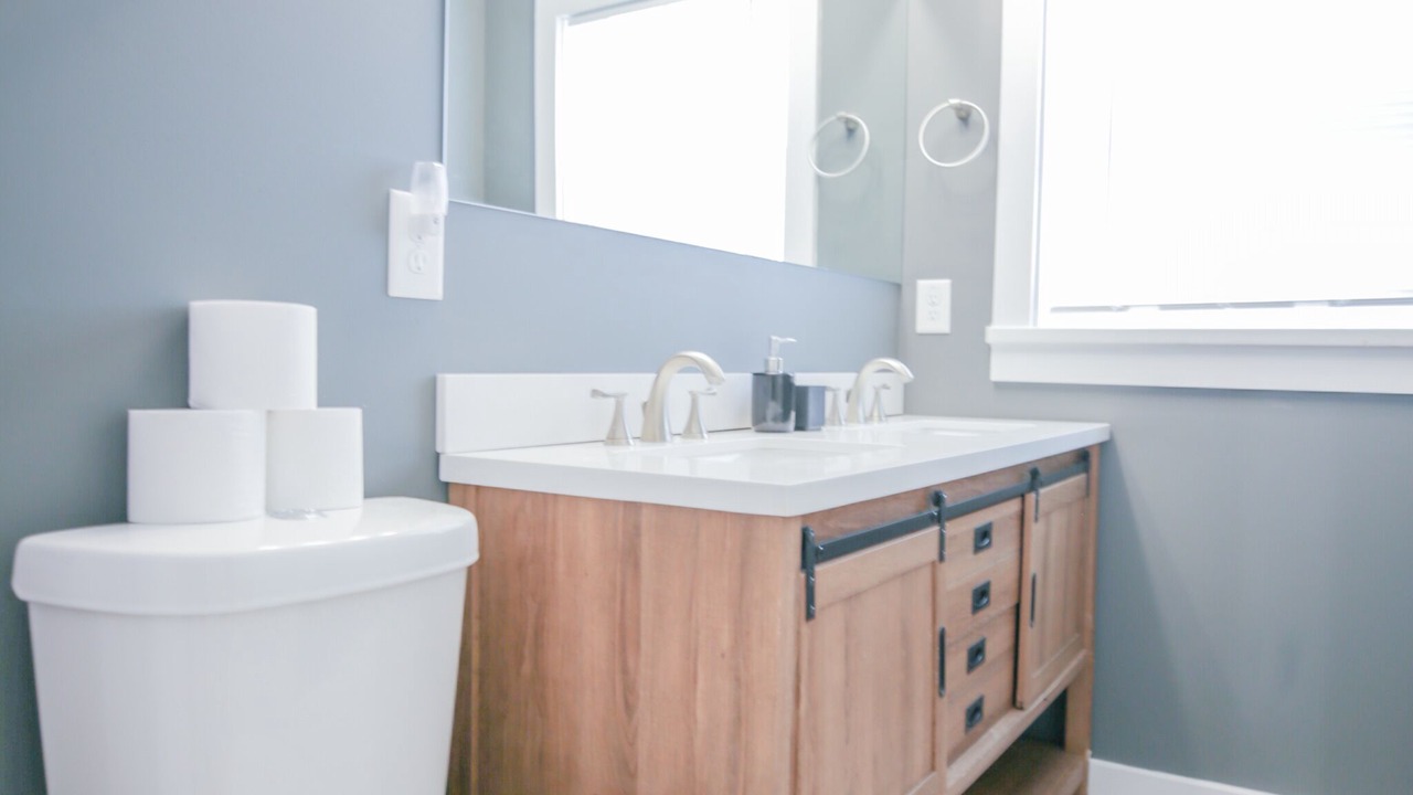 Photo of Bathroom in East Side