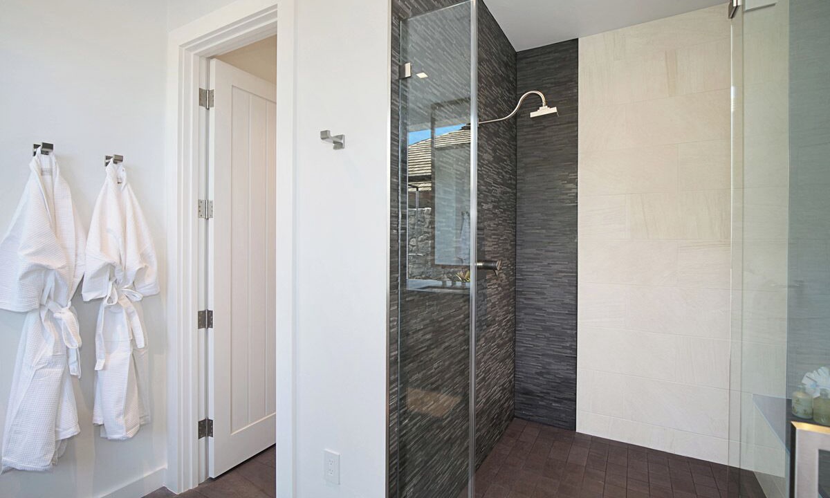 Photo of Bathroom in Poipu