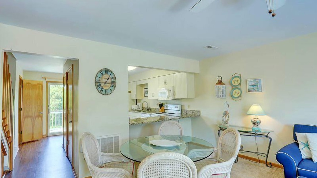 Photo of Livingroom in Sea Acres