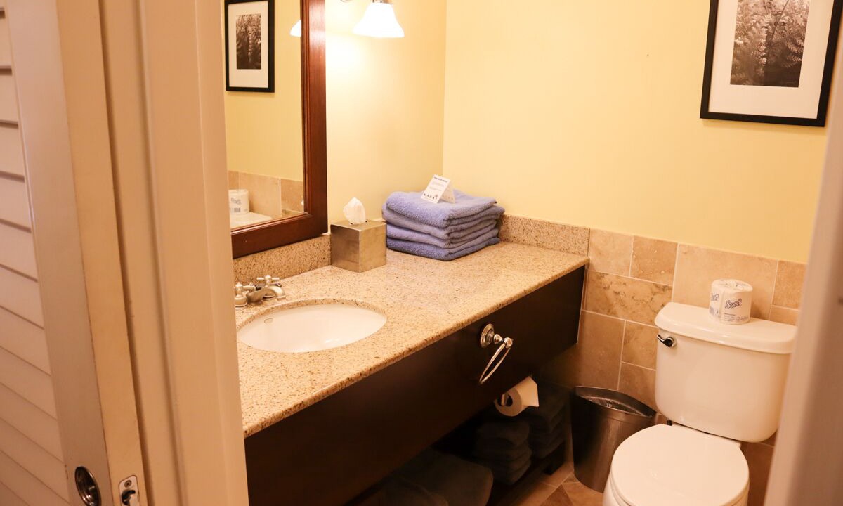 Photo of Bathroom in Hanamaulu