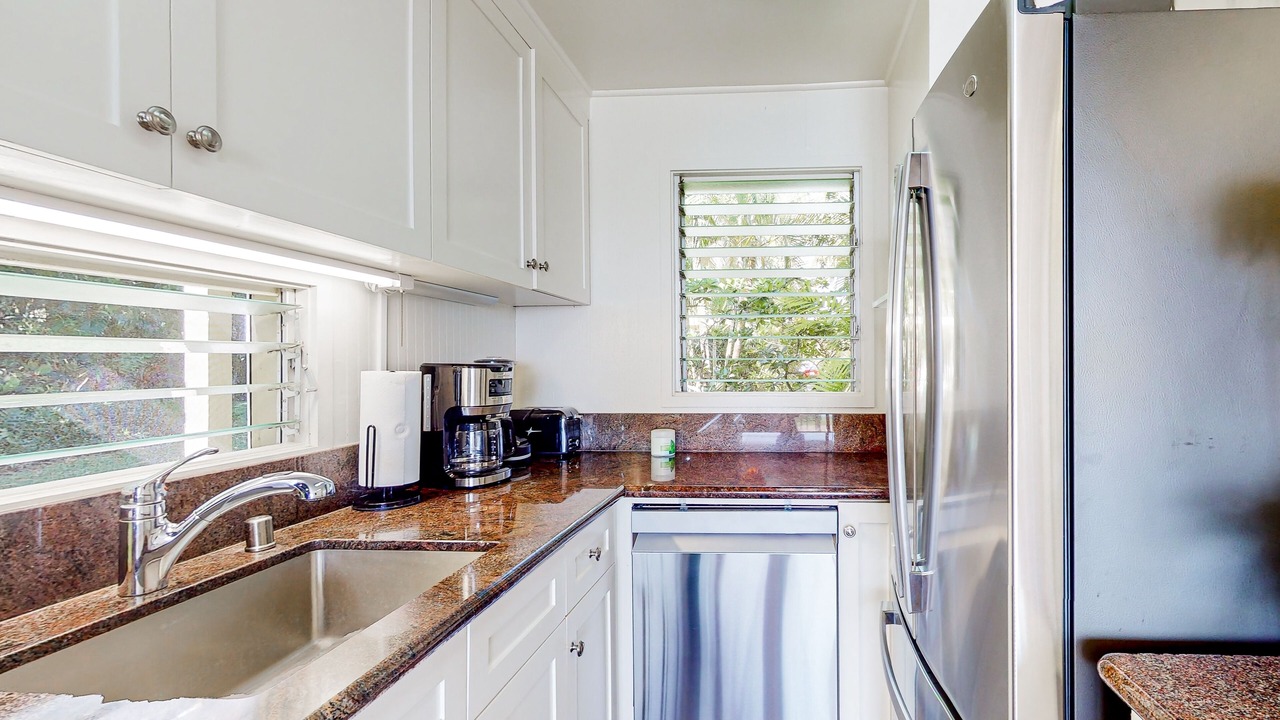 Photo of Kitchen in Wailua House Lots
